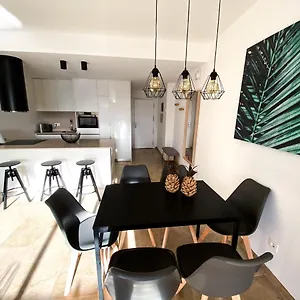  Apartamento Beautiful New With Sea View