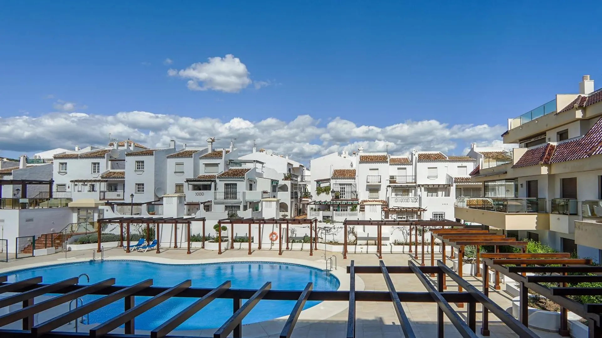 Beach Side Apartment La Duquesa Castillo de Sabinillas